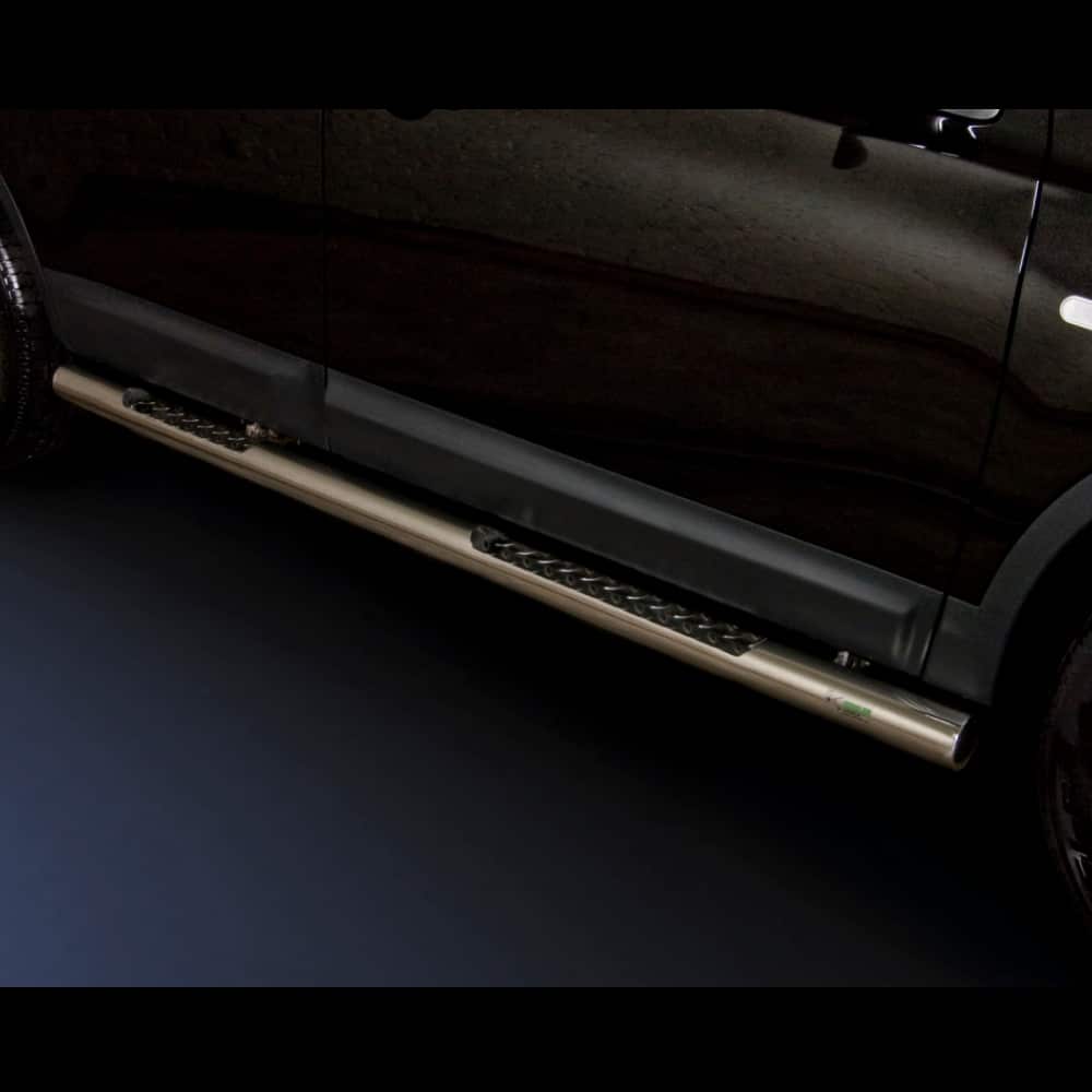 Nissan Qashqai 2007-2010 terasest küljerauad astmetega 1 Nissan Qashqai 2007-2010 terasest küljerauad astmetega