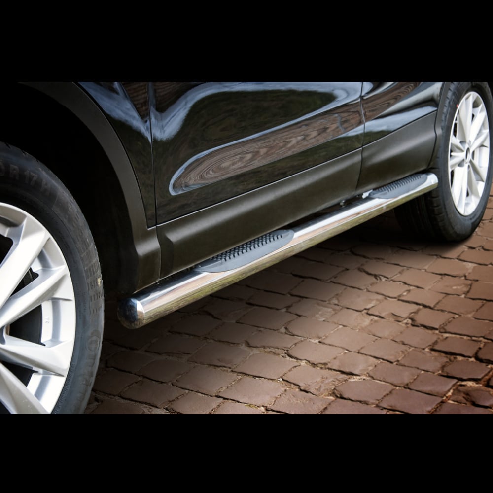 Nissan Qashqai 2013-2017 küljerauad plastmassist astmetega 1 Nissan Qashqai 2013-2017 küljerauad plastmassist astmetega