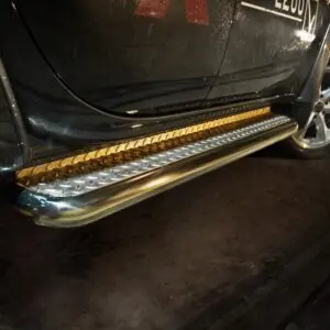 Mitsubishi L200 2006-2009 terasest astmelauad