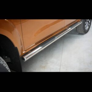 Nissan Navara NP300 2015< küljerauad plastmassist astmetega