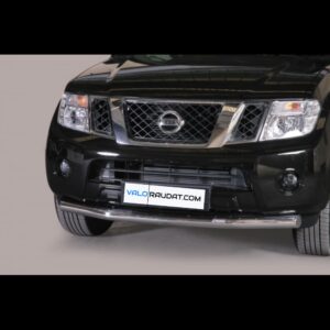 Nissan Pathfinder 2011 terasest esistange kaitseraud