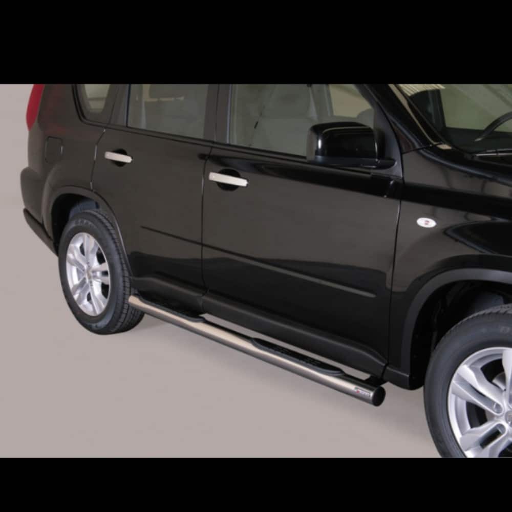 Nissan X-Trail 2011-2014 küljerauad plastmassist astmetega 1 Nissan X-Trail 2011-2014 küljerauad plastmassist astmetega