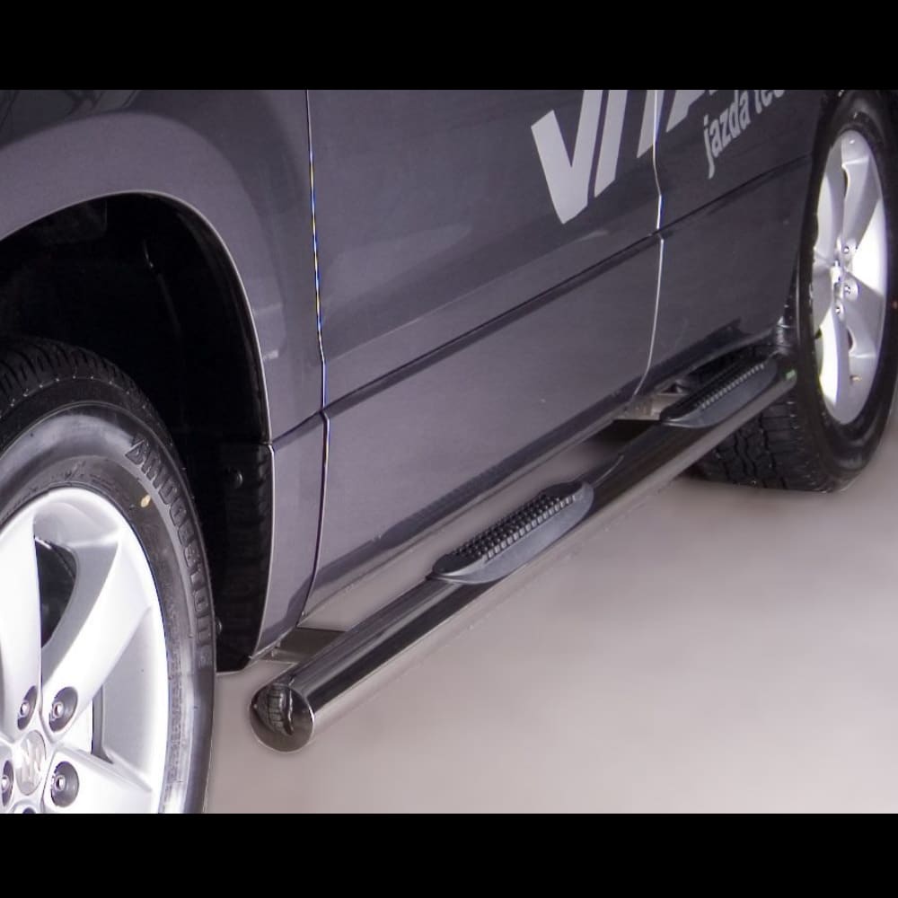 Suzuki Grand Vitara 2006-2014 küljerauad plastmassist astmetega 1 Suzuki Grand Vitara 2006-2014 küljerauad plastmassist astmetega