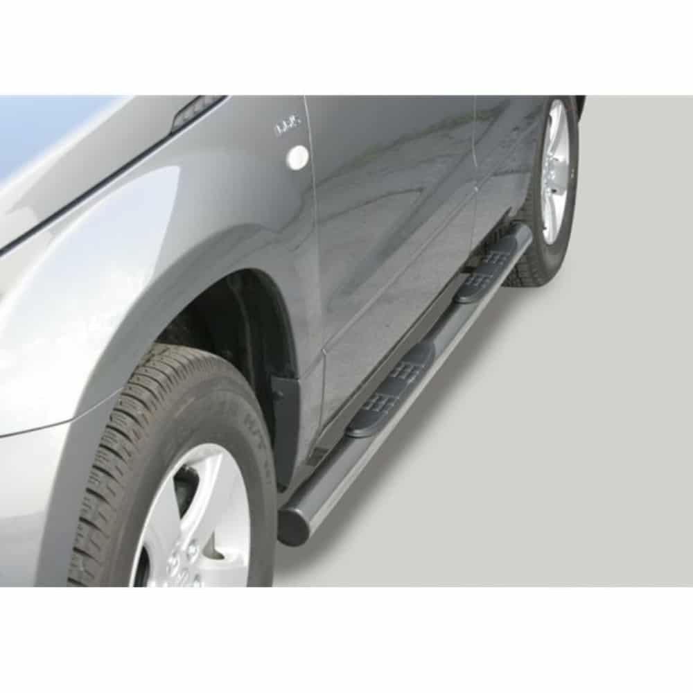 Suzuki Grand Vitara 5-ukselise 2005-2008 küljerauad plastmassist astmetega 1 Suzuki Grand Vitara 5-ukselise 2005-2008 küljerauad plastmassist astmetega