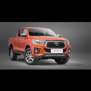 Toyota Hilux 2018 etupuskurin superbar suojarauta www.valoraudat.com