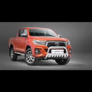 Toyota Hilux 2018< kaitseraud alla ajamise kaitsmega