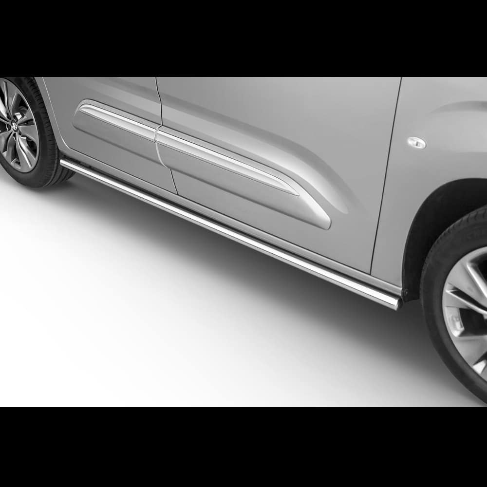 Toyota Proace City Verso 2019< terasest superbar küljerauad 1 Toyota Proace City Verso 2019< terasest superbar küljerauad