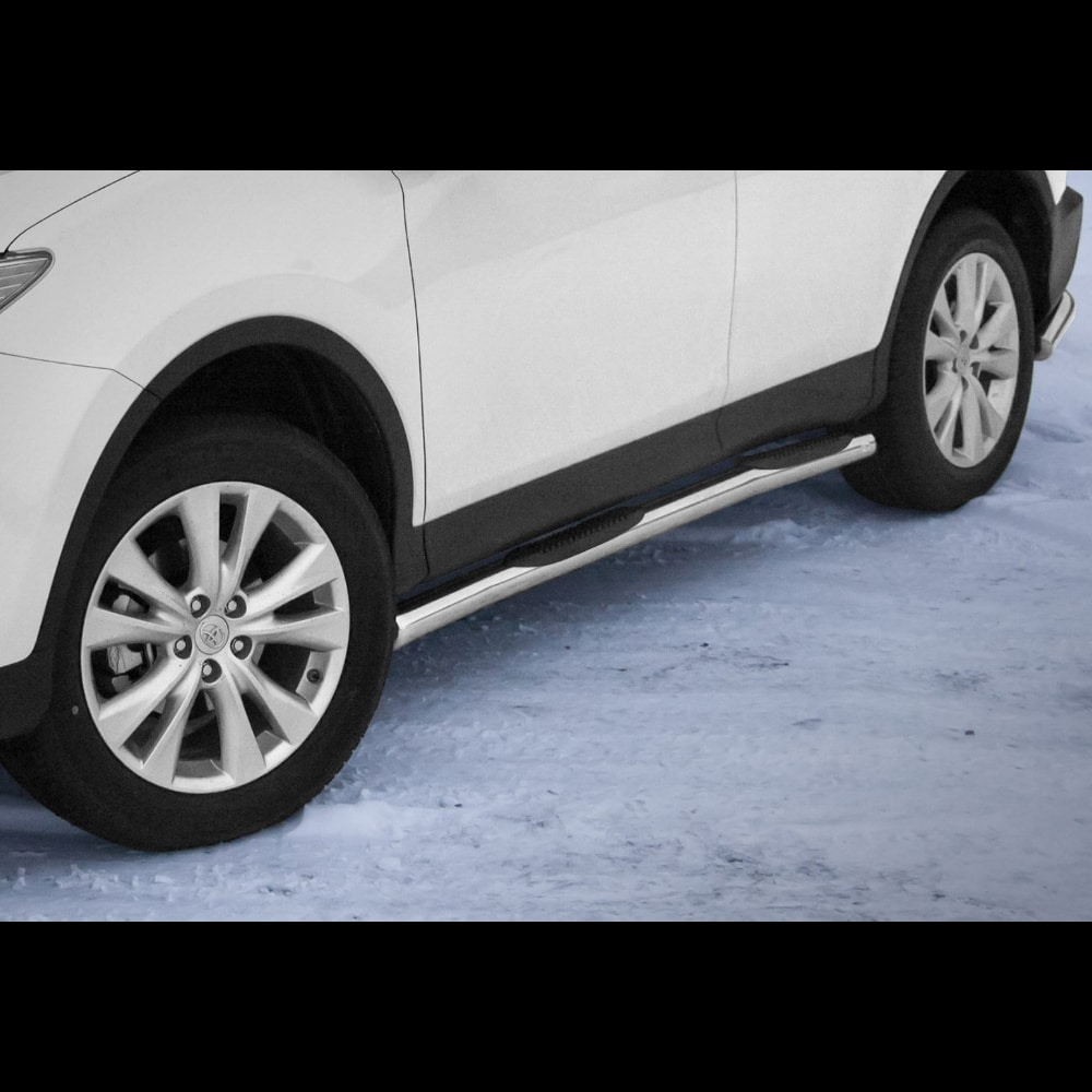 Toyota RAV4 2013-2016 küljerauad plastmassist astmetega 1 Toyota RAV4 2013-2016 küljerauad plastmassist astmetega